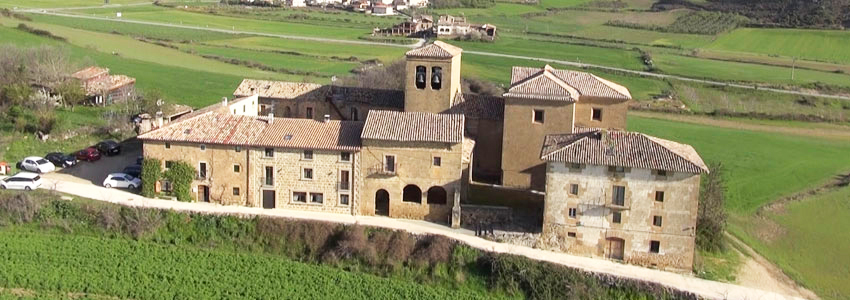 Disfrute de este antiguo monasterio medieval, hoy restaurado y reformado como casa rural